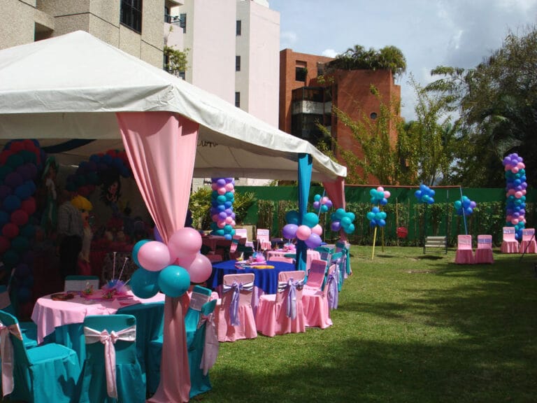 Decoración con globos: ideal para fiestas infantiles Decoración con globos: ideal para fiestas infantiles