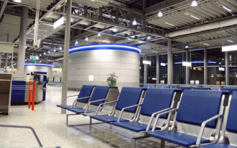 Bancadas de espera: utilitarias, decorativas e indispensables para toda oficina Bancadas de espera: utilitarias, decorativas e indispensables para toda oficina
