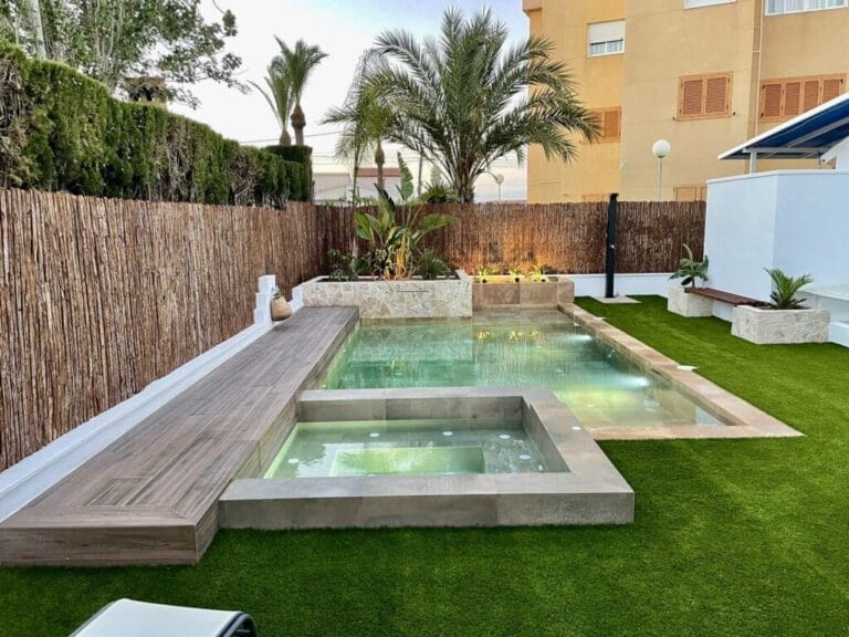 Innovación y Estilo en los Revestimientos de Piscinas: Redefiniendo el Diseño Exterior Innovación y Estilo en los Revestimientos de Piscinas: Redefiniendo el Diseño Exterior