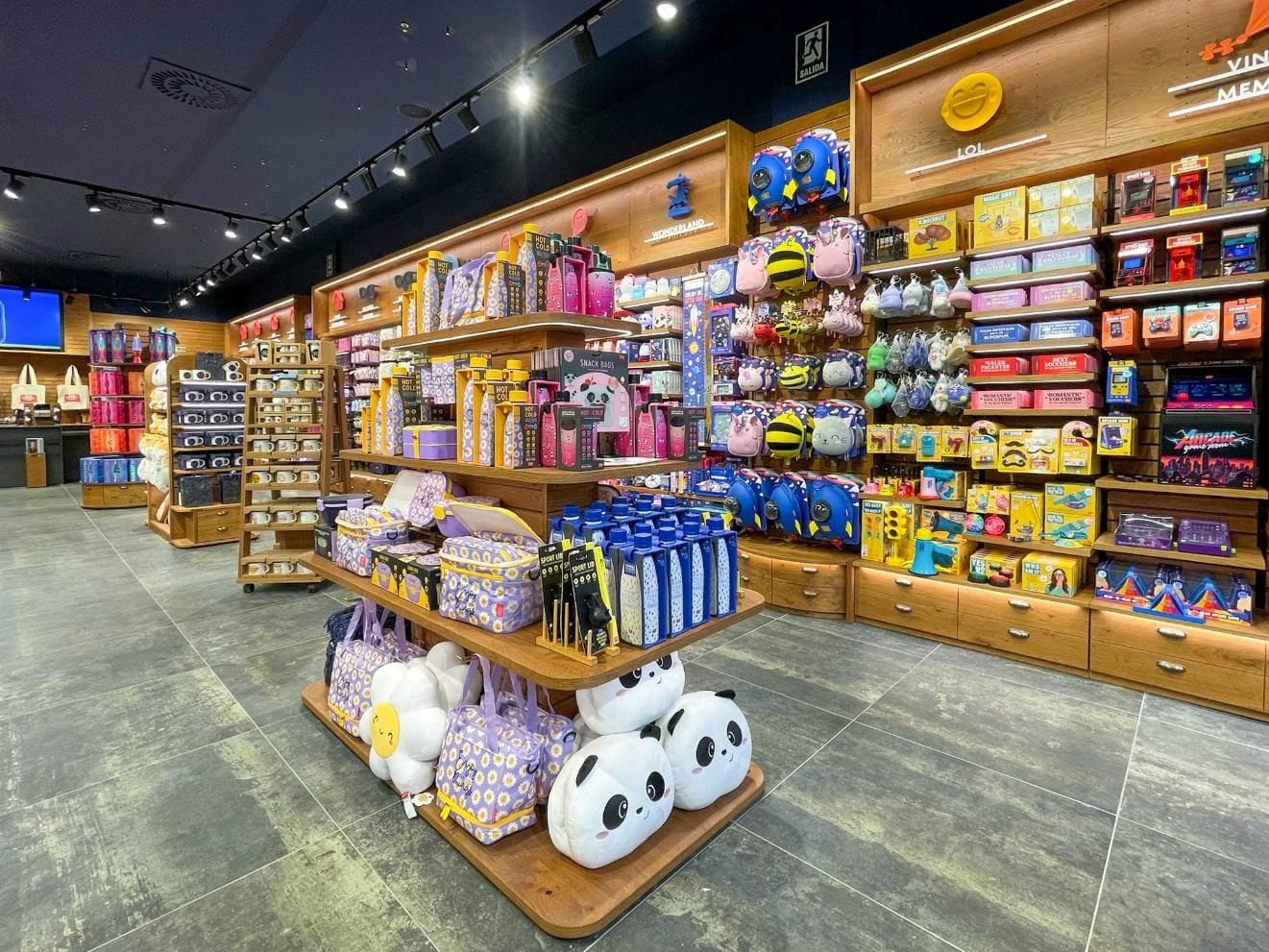 Legami: La Revolución Creativa Italiana que Conquista con Color y Emoción Silvia Pastor