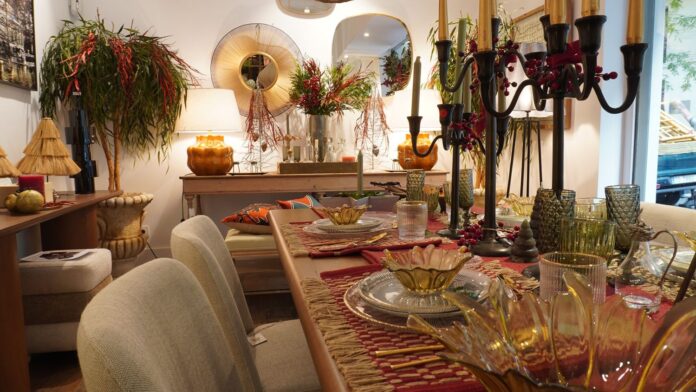 Lujo Navideño: Sofisticación y Calidez para una Celebración Inolvidable Navidad Slow Luxe: la elegancia serena y cálida que define la decoración de estas fechas