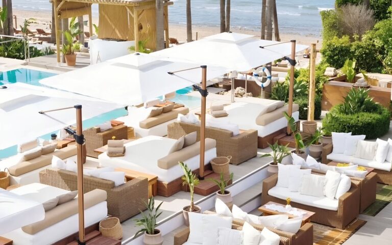 Ideas para decorar una terraza con sombra sin perder frescura ni estilo